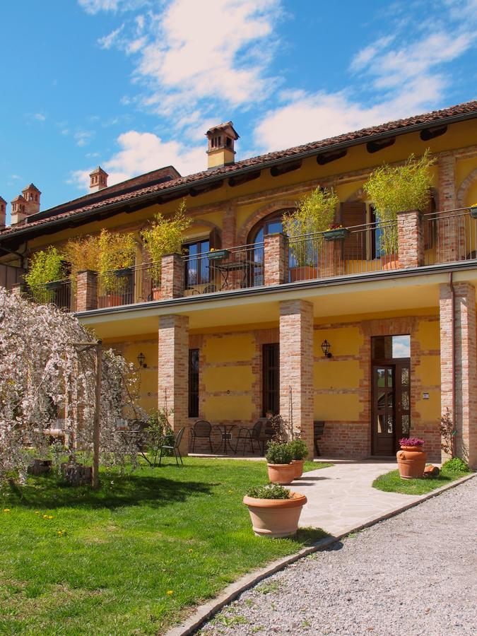 Cascina Rocca Agriturismo B&B Ла-Морра Екстер'єр фото